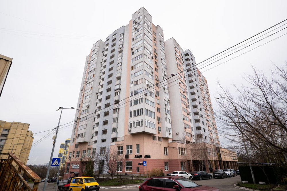 For sale apartment in Kyiv — Find off-plan property or real estate resale directly from developers and owners GEOLN.COM. Photo 1