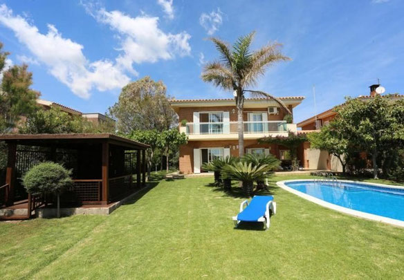 Villa in Spain, Catalonia, L'Amella de Mar Sale