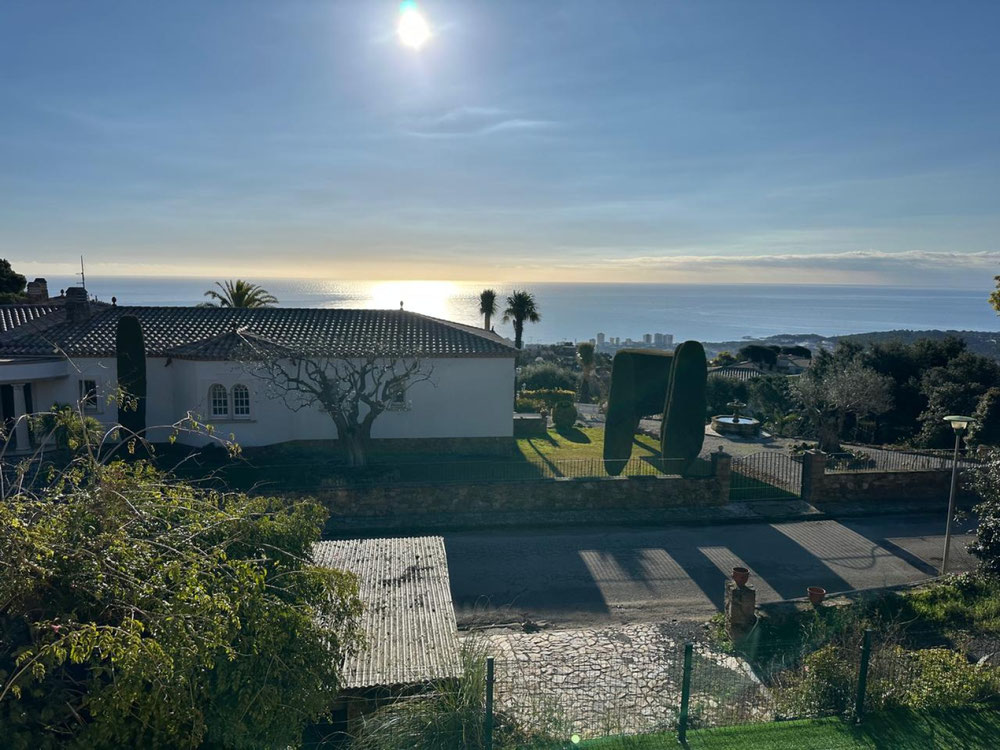 გაყიდვა სახლი საგაროში (კოსტა-ბრავას პლაჟები) — უძრავი ქონების ყიდვა და მფლო ბელებისგან GEOLN.COM. ფოტო 1