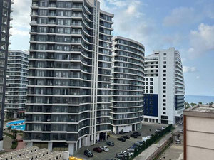 出售巴图米的公寓 — 来自开发商和业主的房地产搜索引擎 GEOLN.COM. 照片 3