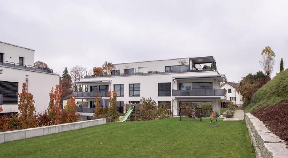 Nieruchomości w Bahnhofstrasse 78 — spójrz na wyszukiwarkę nieruchomości GEOLN.COM. Zdjęcie 1