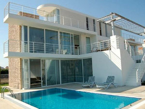 Real estate in Novron Feronia Villalari — look at the real estate search engine GEOLN.COM. Photo 3