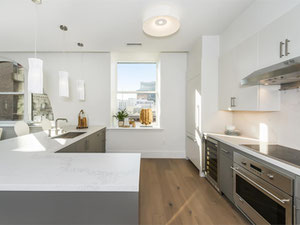 Real estate in The Ritz-Carlton Residences — look at the real estate search engine GEOLN.COM. Photo 4