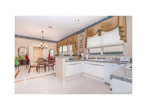 Dom w USA, Floryda, Aventura — Wyszukiwarka nieruchomości od deweloperów i właścicieli GEOLN.COM. Zdjęcie 11