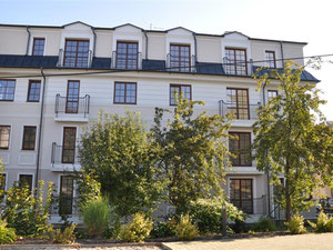 Edificio residencial — Encuentre propiedades fuera del plan o reventa de bienes inmuebles directamente de desarrolladores y propietarios GEOLN.COM. Foto 2