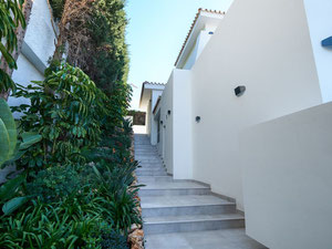 Villa 4 bedrooms 230 m² in Nueva Andalucia, Spain — Find off-plan property or real estate resale directly from developers and owners GEOLN.COM. Photo 11