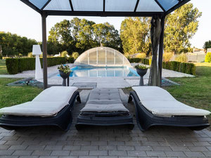 Hungary. Budapest. Villa with a large plot and swimming pool. — Find off-plan property or real estate resale directly from developers and owners GEOLN.COM. Photo 9