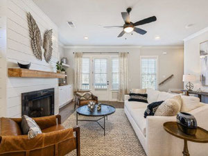 Real estate in Adyn Park — look at the real estate search engine GEOLN.COM. Photo 2