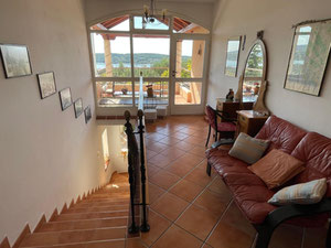 PIĘKNY DOM Z WIDOKIEM NA MORZE NA PRZEDMIOTACH SZYBENIKA — Wyszukiwarka nieruchomości od deweloperów i właścicieli GEOLN.COM. Zdjęcie 2