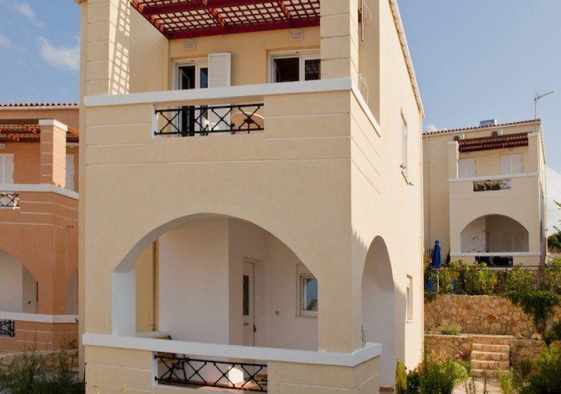 House by the sea in Greece, Chania — Find off-plan property or real estate resale directly from developers and owners GEOLN.COM. Photo 1