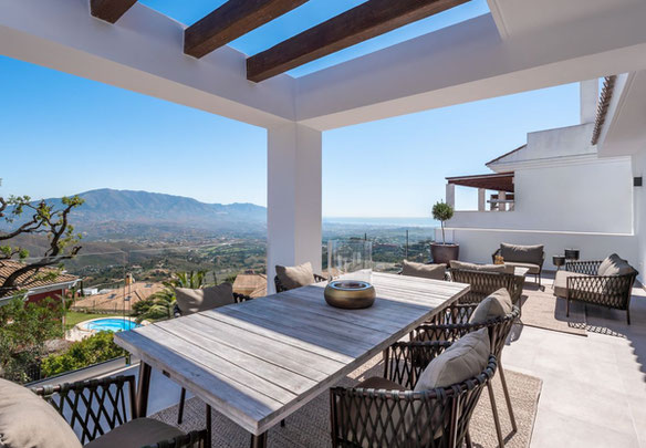 Apartment 2 bedrooms 126 m² in La Mairena, Spain