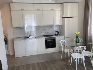 3 room apartment in Vake. Buy an apartment in Tbilisi, Vake. — Find off-plan property or real estate resale directly from developers and owners GEOLN.COM. Photo 2