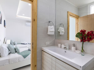 პრემიუმ 4 საძინებელი აუზის ვილა ოკეანისა და მთების ხედებით — უძრავი ქონების ყიდვა და მფლო ბელებისგან GEOLN.COM. ფოტო 37