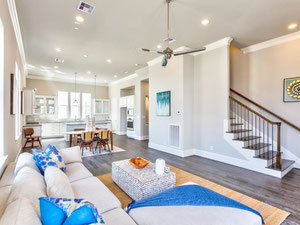 房地产在 White Rock Creek Trail — look at the real estate search engine GEOLN.COM. 照片 3