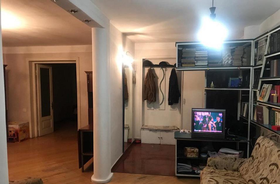 דירת 4 חדרים בנדזלדבי. דירה ללא מתווך בטביליסי — חיפוש נדל"ן מפרטי ומקבלן GEOLN.COM. תמונה 1