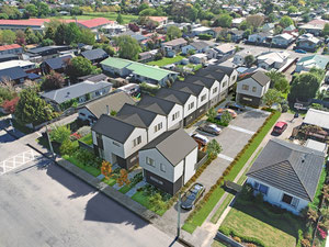 房地产在 49 McLean Street — look at the real estate search engine GEOLN.COM. 照片 4