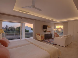 Villa 5 bedrooms 477 m² in Guadalmina Baja, Spain — Find off-plan property or real estate resale directly from developers and owners GEOLN.COM. Photo 20