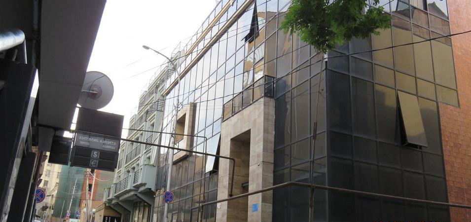 5 кімнатна квартира на Віра. Купити квартиру в Тбілісі, Віра — Пошуковик нерухомості від забудовників і власників GEOLN.COM. Фото 1