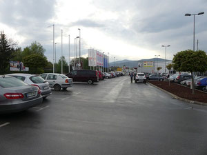 商店在斯洛文尼亚的一个大城市，斯洛文尼亚比斯特里察 — 来自开发商和业主的房地产搜索引擎 GEOLN.COM. 照片 2