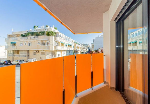 شقق على البحر في اسبانيا ، فالنسيا ، توريفايجا