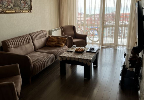 Продается 5-комнатная квартира