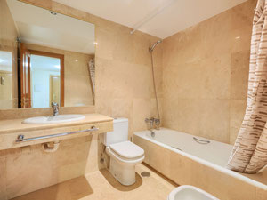 شقة غرفتين نوم 95 متر مربع في كابوبينو ، إسبانيا — ابحث عن عقار قيد الإنشاء أو عقار معاد بيعه مباشرة من المطورين والملاك GEOLN.COM. صورة فوتوغرافية 25