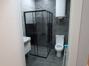 Apartments Near the Sea 巴统 — 来自开发商和业主的房地产搜索引擎 GEOLN.COM. 照片 6