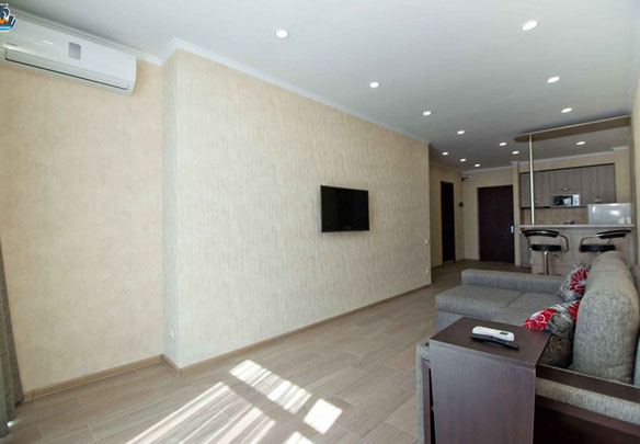 Продається 2-кімнатна квартира.