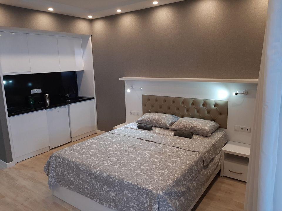 巴统万怡酒店待售一室公寓 — 来自开发商和业主的房地产搜索引擎 GEOLN.COM. 照片 1