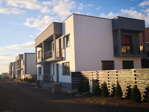 Real estate in Complex Florilor Villa — look at the real estate search engine GEOLN.COM. Photo 3