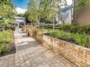 უძრავი კონება Staines Upon Thames — გადახედეთ უძრავი ქონების საძიებო სისტემას GEOLN.COM. ფოტო 4