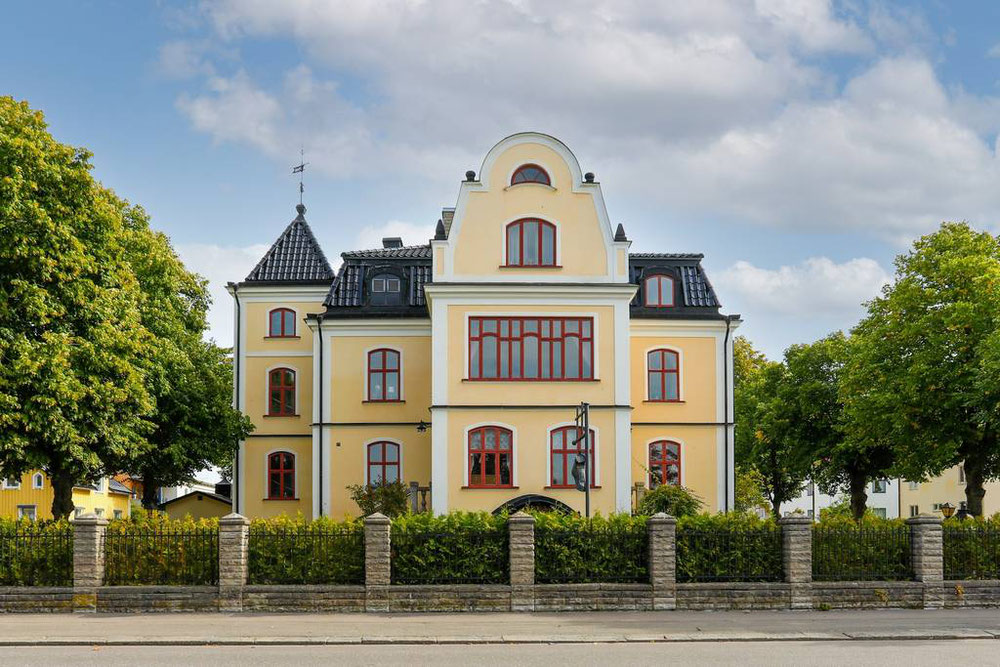 Real estate in Gotgatan 17 — look at the real estate search engine GEOLN.COM. Photo 1