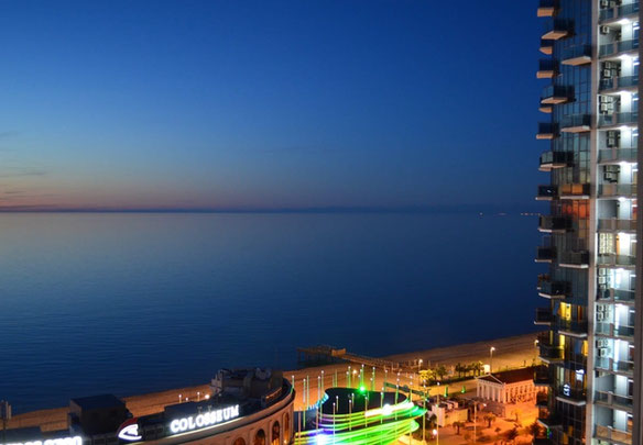 出售巴图米的公寓