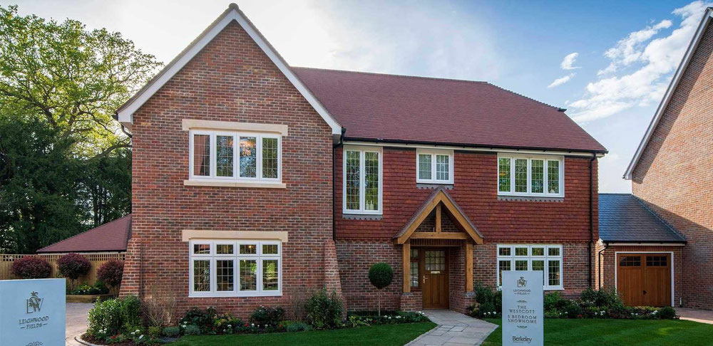 Real estate in Leighwood Fields — look at the real estate search engine GEOLN.COM. Photo 1