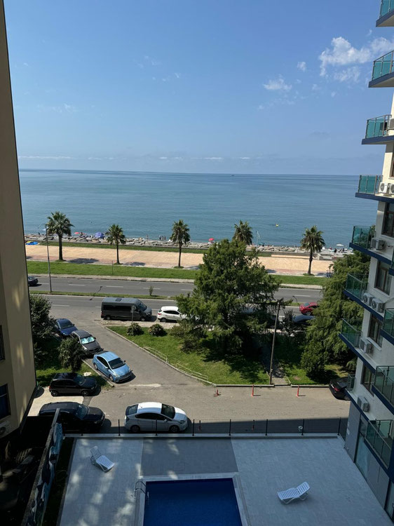 水域公寓 — 来自开发商和业主的房地产搜索引擎 GEOLN.COM. 照片 1