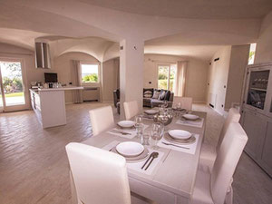 Villa in Italien, Sardinien, Palau — Immobilien-Suchservice von Bauträgern und Eigentümern GEOLN.COM. Foto 3