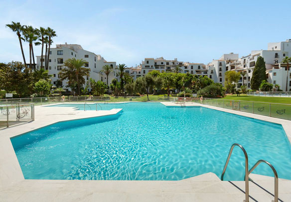 Apartment 1 bedroom 62 m² in Puerto Banus, Spain