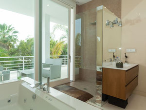 别墅 7 间卧室 1351 m² 在 Guadalmina Baja, 西班牙 — 来自开发商和业主的房地产搜索引擎 GEOLN.COM. 照片 34