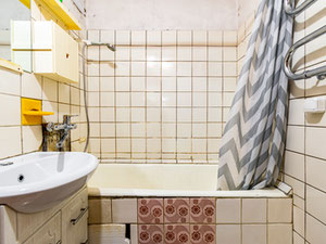 Apartamento de tres habitaciones en el centro de Minsk — Encuentre propiedades fuera del plan o reventa de bienes inmuebles directamente de desarrolladores y propietarios GEOLN.COM. Foto 10