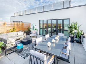 Real estate in Lyons Place — look at the real estate search engine GEOLN.COM. Photo 8