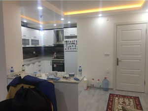 Apartamento acogedor de 2 habitaciones + 1 sala + 1 baño — Encuentre propiedades fuera del plan o reventa de bienes inmuebles directamente de desarrolladores y propietarios GEOLN.COM. Foto 4