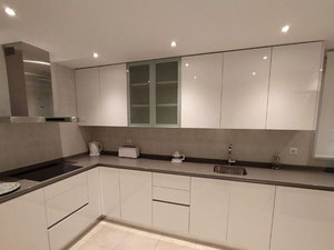 ბინა 2 ოთახიანი 120 მ² პუერტო ბანუსში — Playa del Duque, ესპანეთი — უძრავი ქონების ყიდვა და მფლო ბელებისგან GEOLN.COM. ფოტო 3