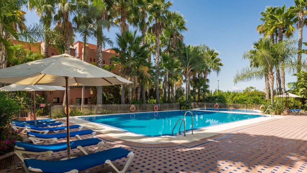 联排别墅 4 卧室 290 m² 在 Puente Romano, 西班牙 — 来自开发商和业主的房地产搜索引擎 GEOLN.COM. 照片 1