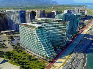 黑框在巴统 — 来自开发商和业主的房地产搜索引擎 GEOLN.COM. 照片 2