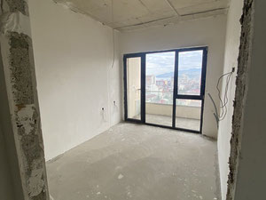 იყიდება 2 ოთახიანი ბინა — უძრავი ქონების ყიდვა და მფლო ბელებისგან GEOLN.COM. ფოტო 3