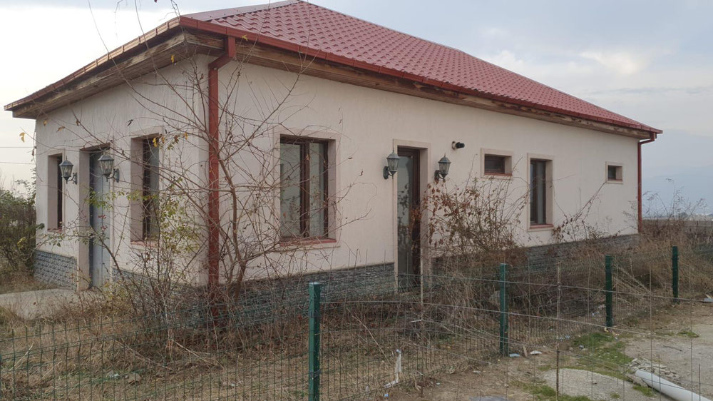 出售位于萨古拉莫的私人住宅 — 来自开发商和业主的房地产搜索引擎 GEOLN.COM. 照片 1