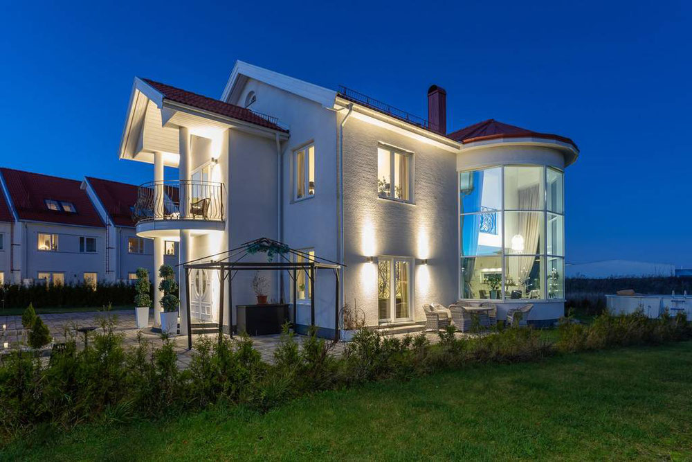 Real estate in Olofsgatan 10 — look at the real estate search engine GEOLN.COM. Photo 1