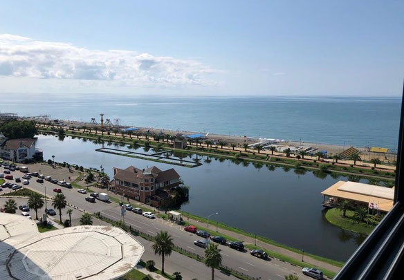 Продається 2-кімнатна квартира в Corty Yard Marriott Batumi