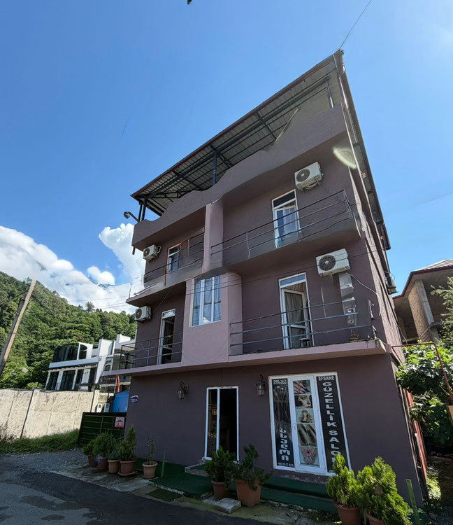 INVESTITIONSOBJEKT IN GONIO | 350 M ZUM MEER — Immobilien-Suchservice von Bauträgern und Eigentümern GEOLN.COM. Foto 1