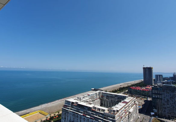 Продается 1-комнатная квартира в Courtyard Marriott Batumi.